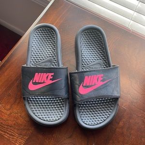Nike Sandals!